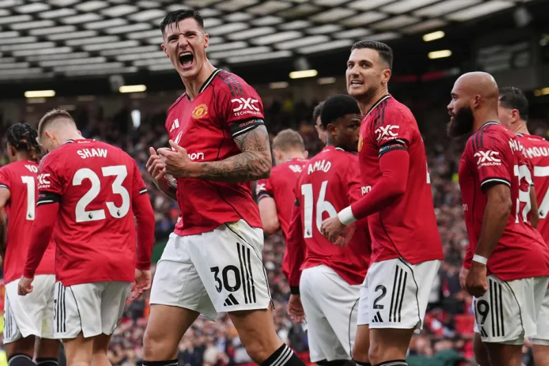 Đội hình dự kiến trước trận Sunderland vs Manchester Utd Đội hình dự kiến trước trận Sunderland vs Manchester Utd